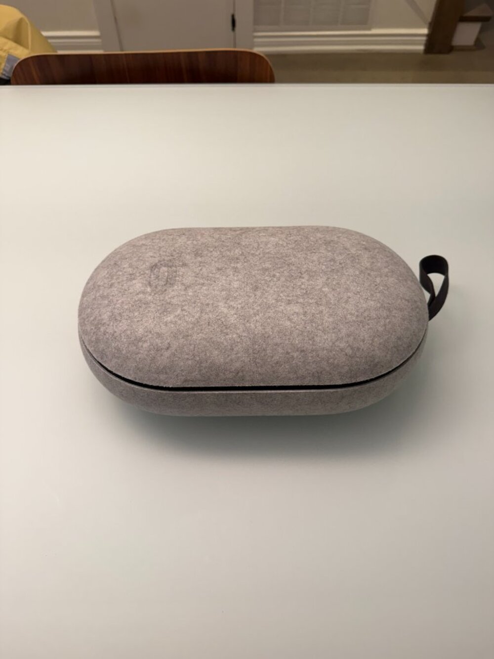 MINT - Meta Oculus Quest 2 256GB - Picture 2 of 5